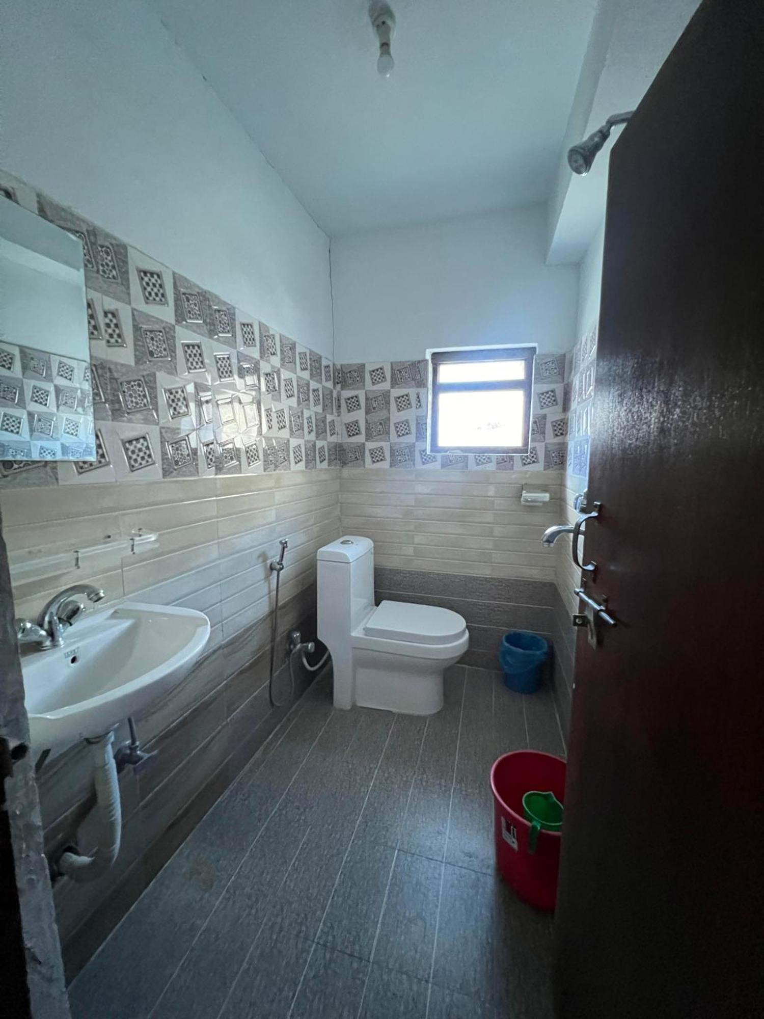New Neeru Guest House Jomsom ภายนอก รูปภาพ