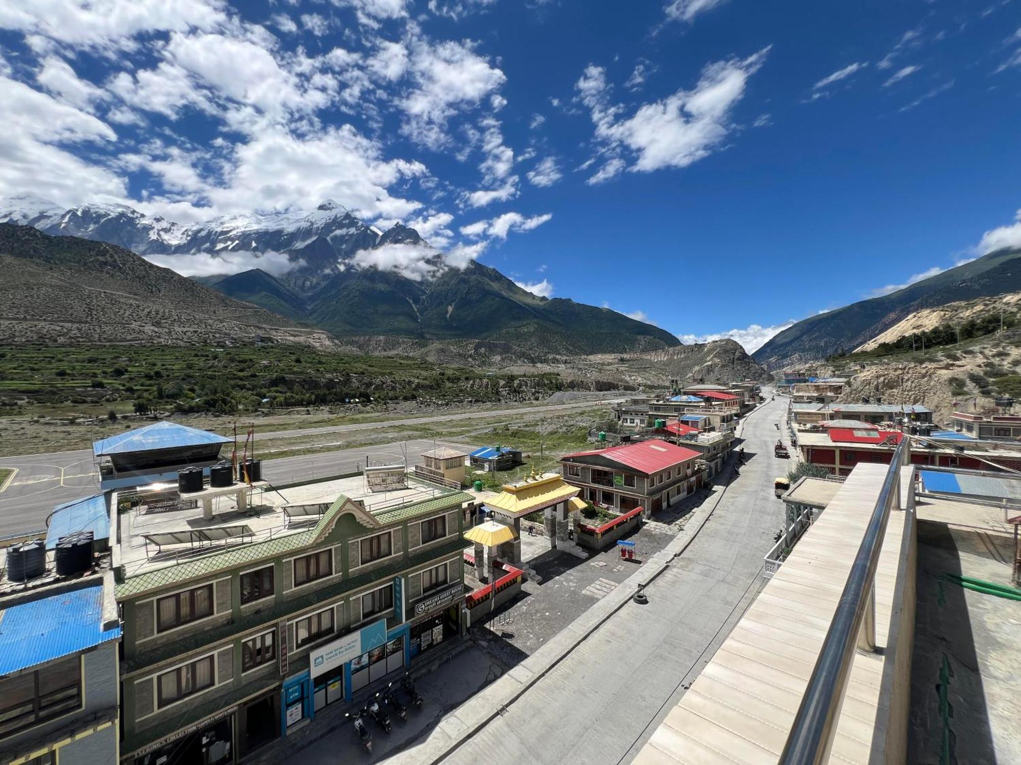 New Neeru Guest House Jomsom ภายนอก รูปภาพ